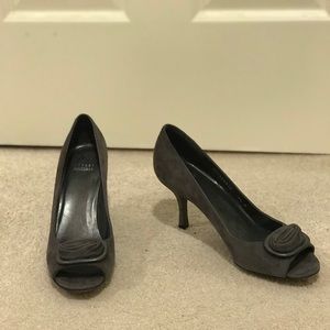 Stuart Weitzman gray suede peep toe heels